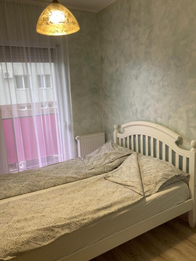 Bhoeme Apartament Oradea Exterior foto